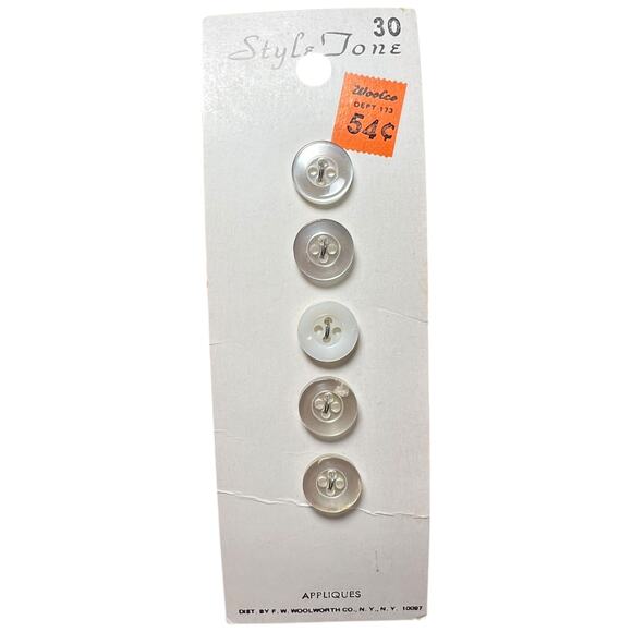 Vintage Woolworth Pearlescent Clear Buttons Set of 5 Style Tone 30 - Picture 1 of 3